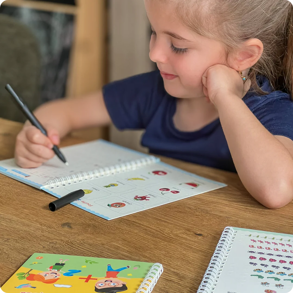 Cahiers Magiques Réutilisables – Apprendre à écrire dès 3 ans